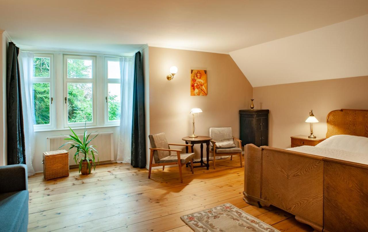 Vila Weigend Libouchec Luaran gambar